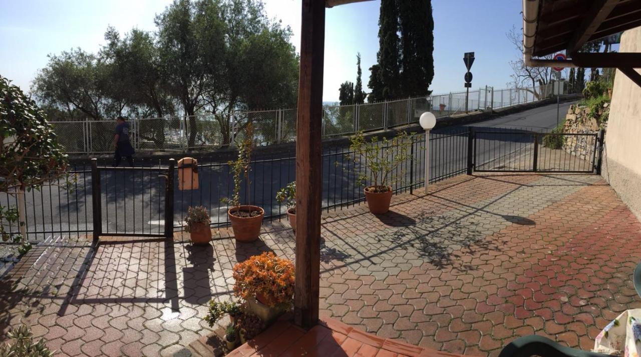 Villa Froggy House San Lorenzo al Mare Exterior foto